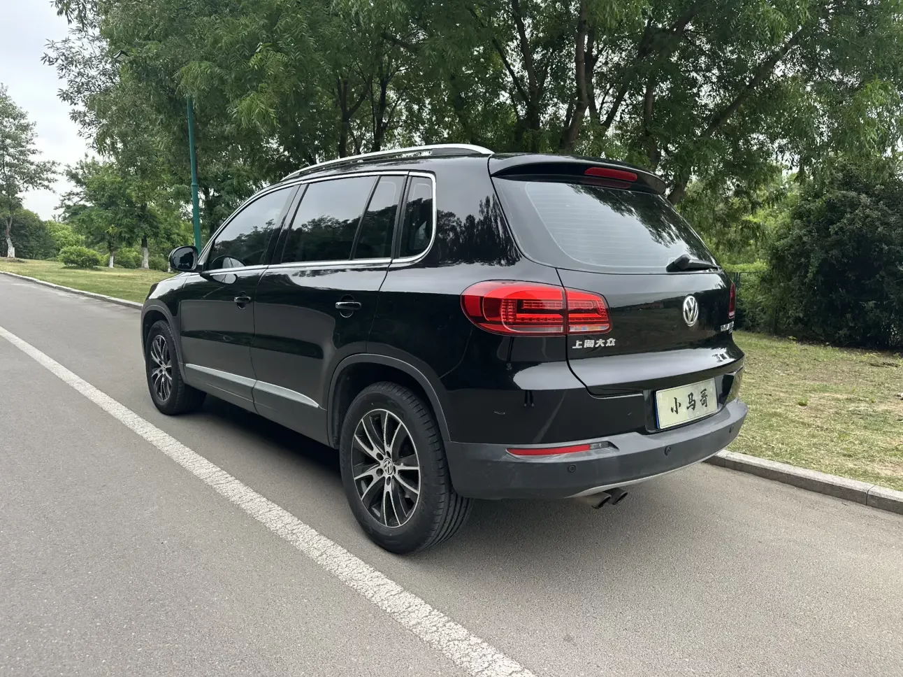 Volkswagen Tiguan (Tharu)