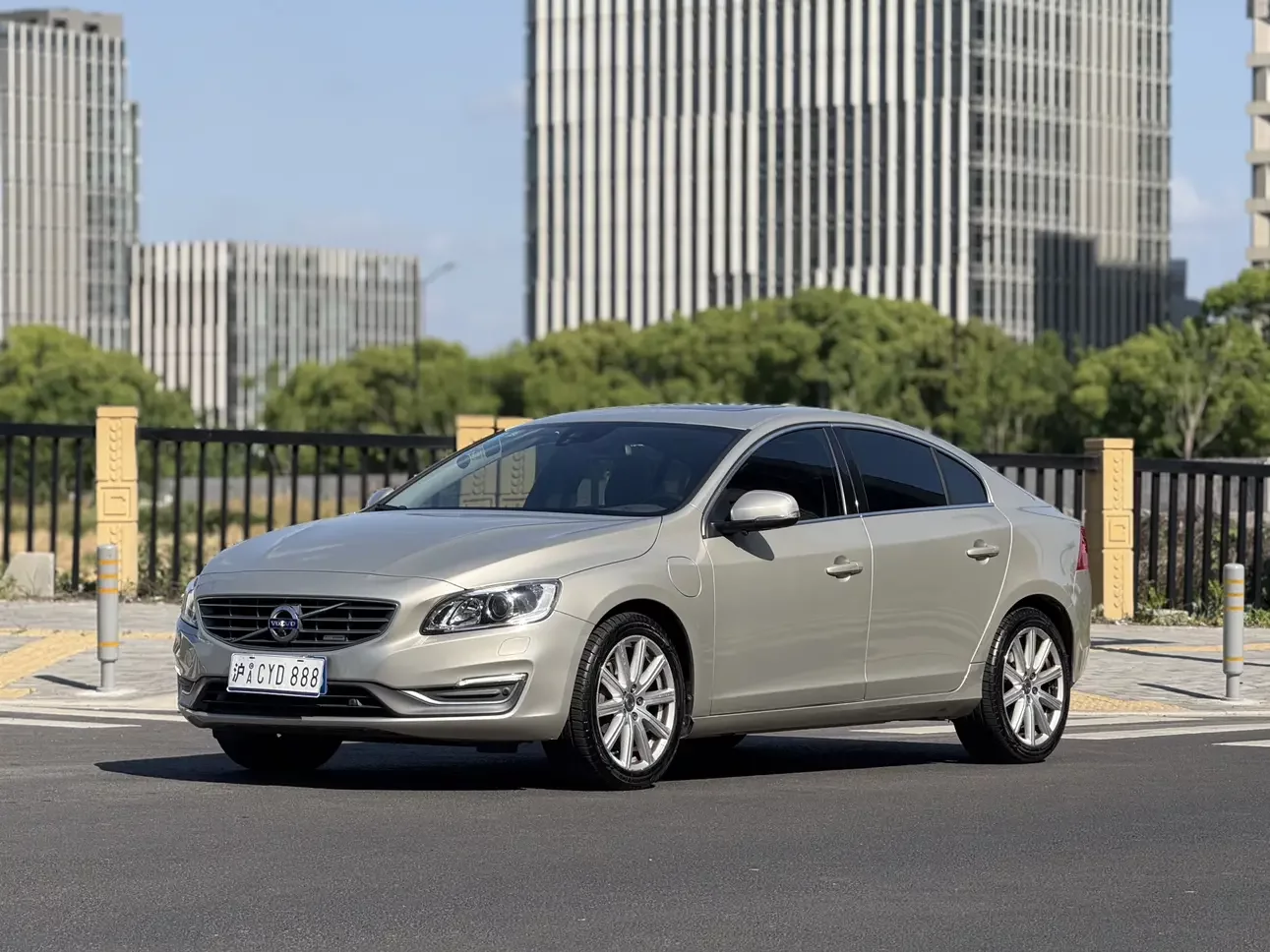 Volvo S60 PHEV
