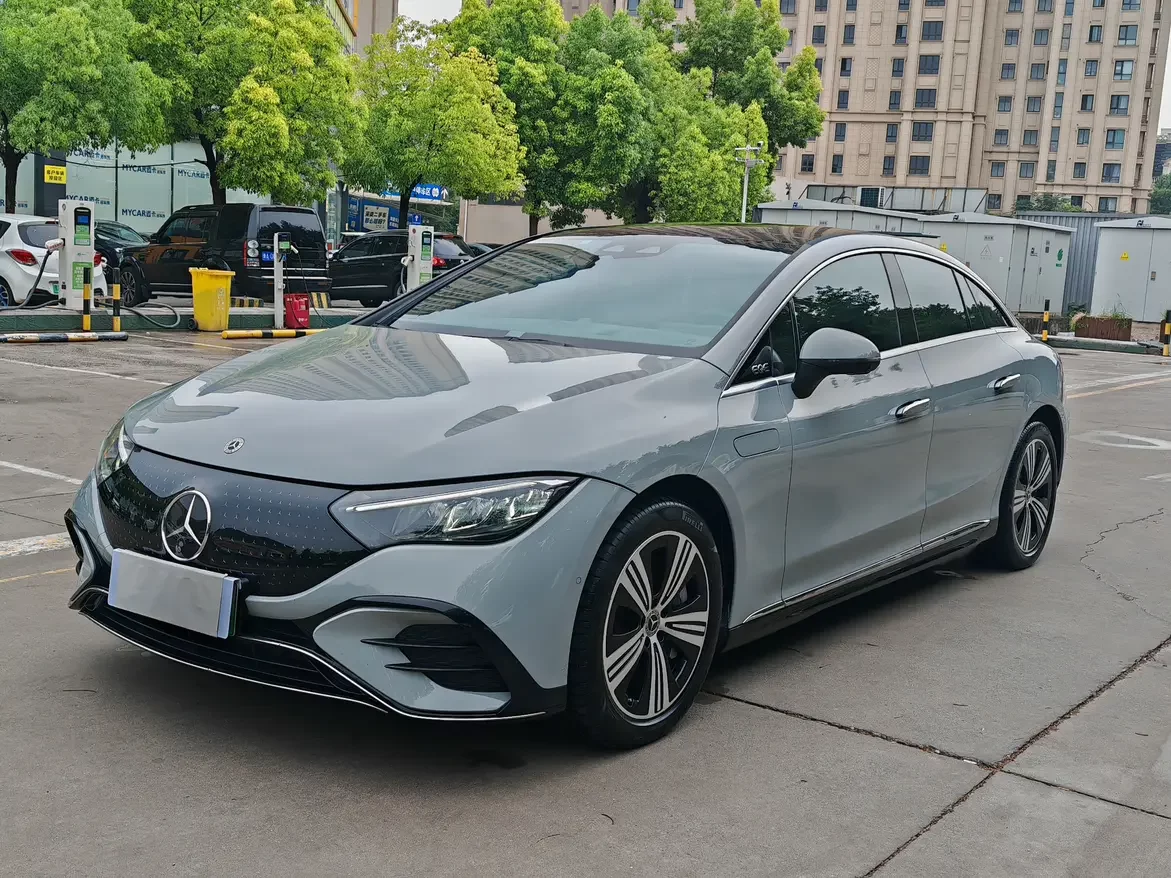 Mercedes-Benz EQE