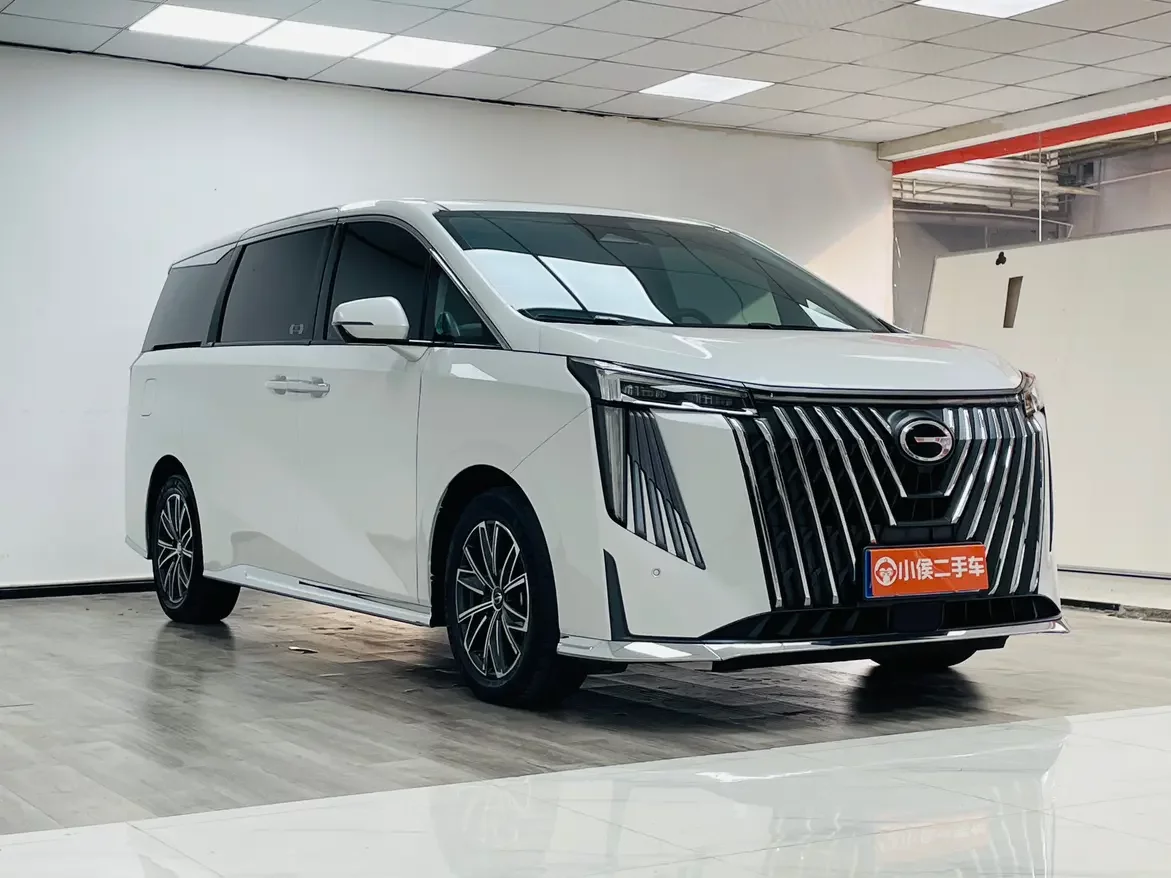 GAC Trumpchi M8