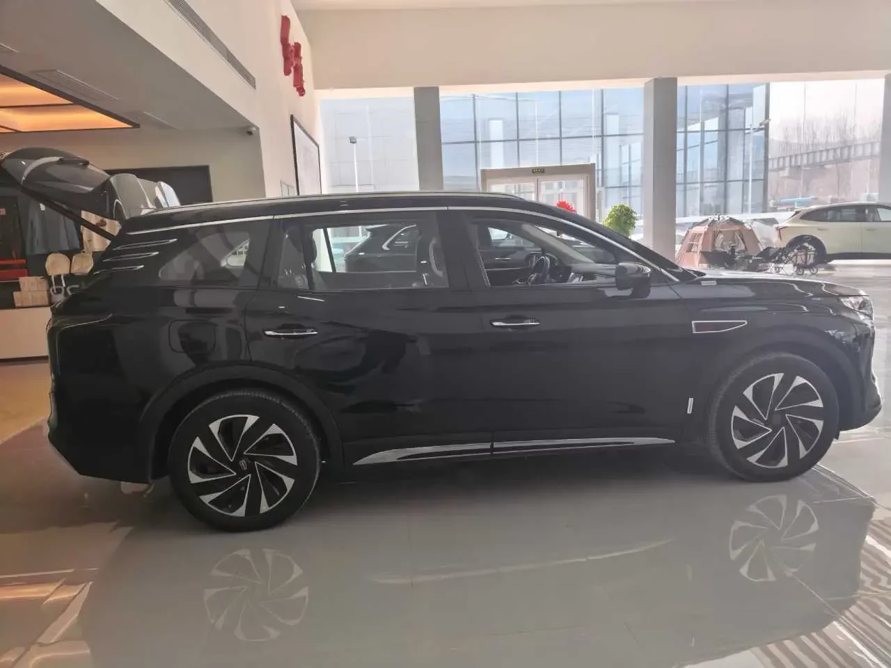 Hongqi HS7 PHEV