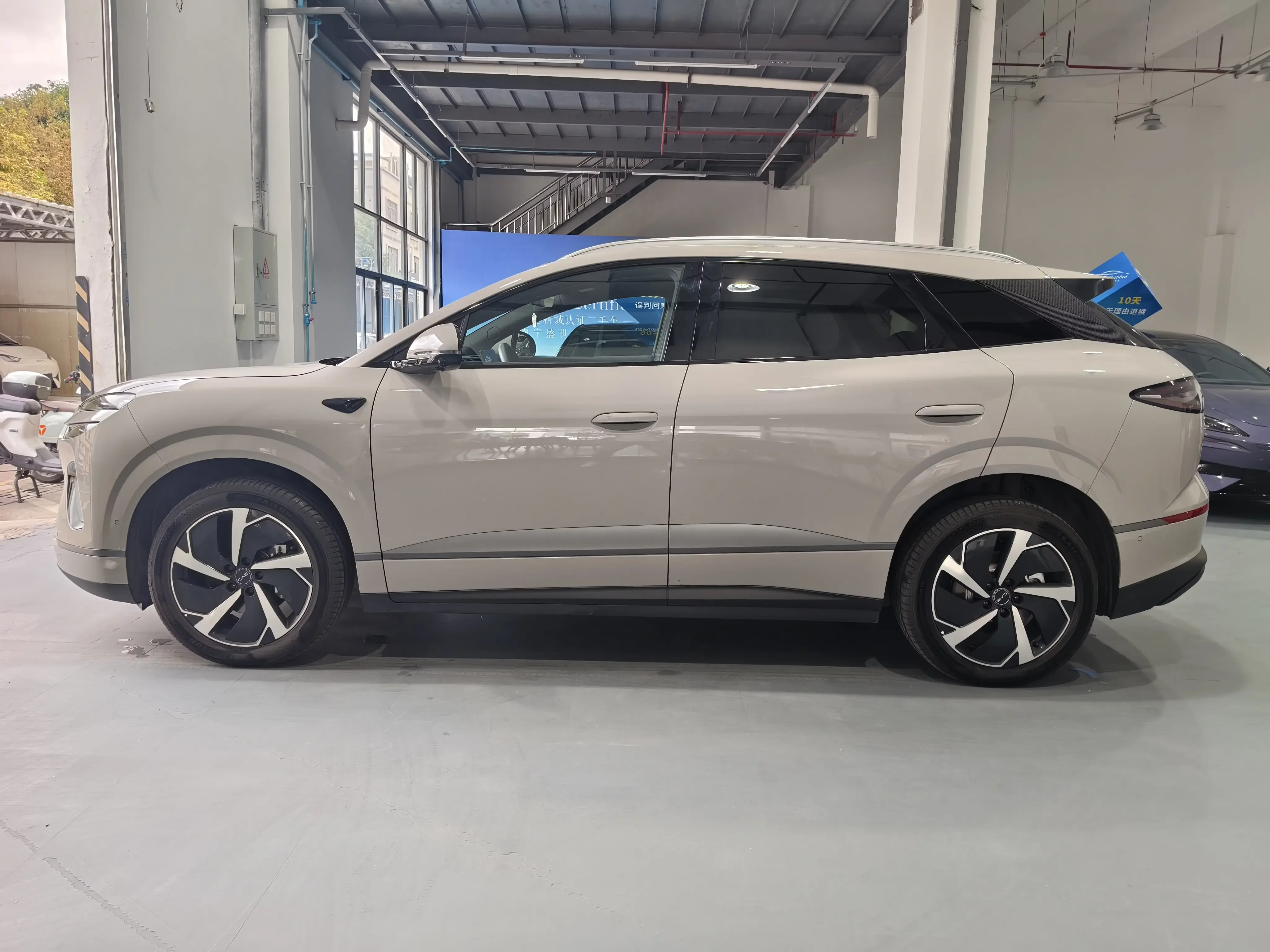 BYD Sea Lion 06EV