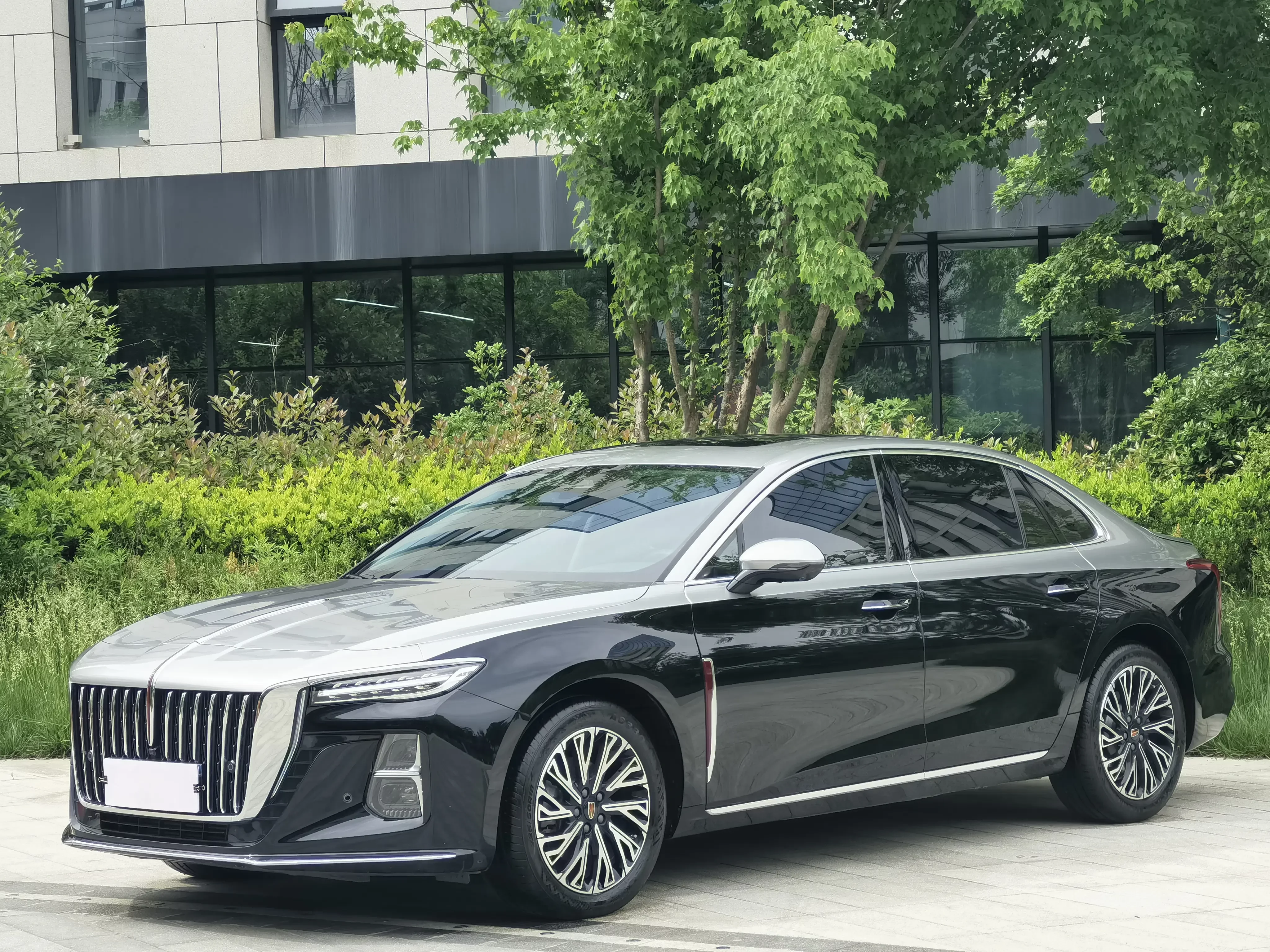 Hongqi H5