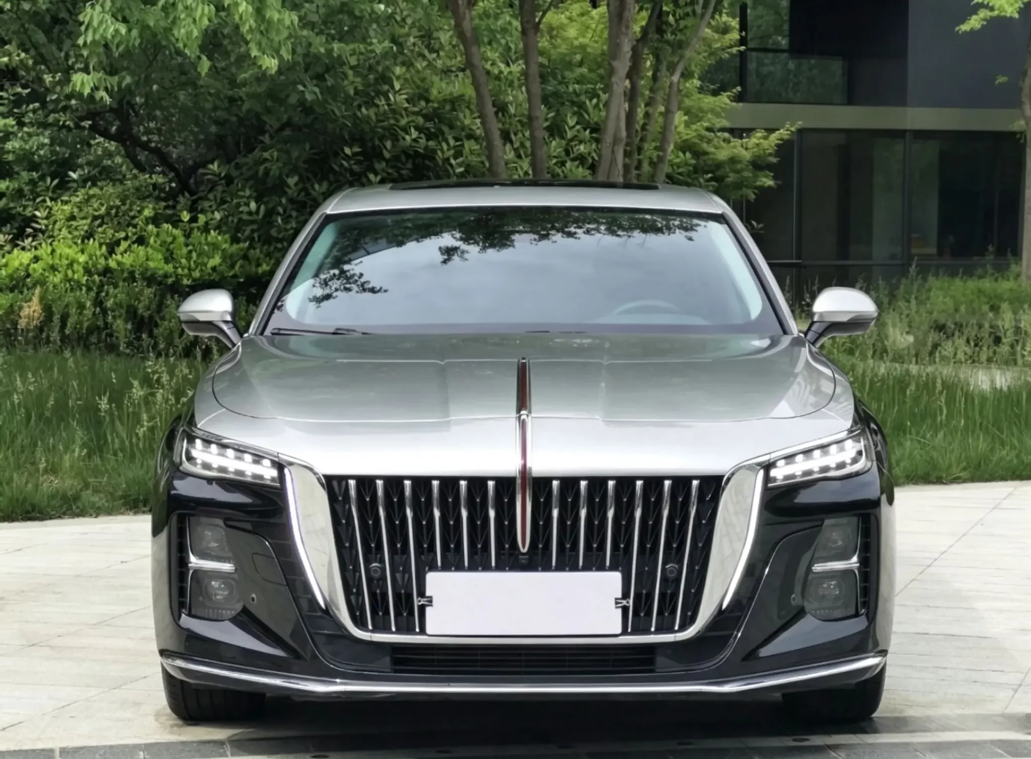 Hongqi H5
