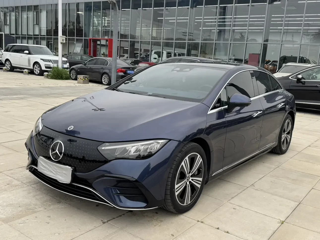 Mercedes-Benz EQE