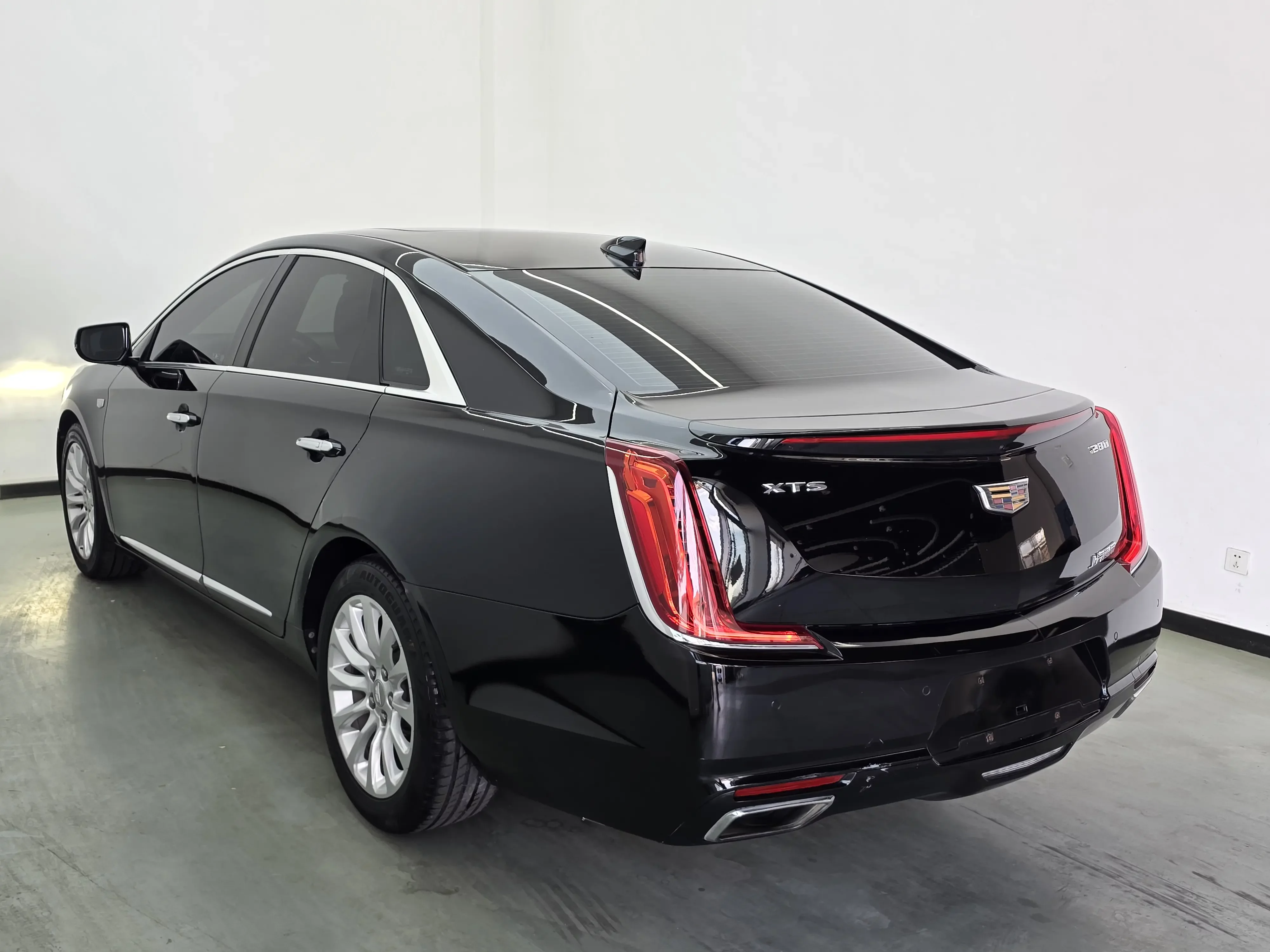 Cadillac XTS