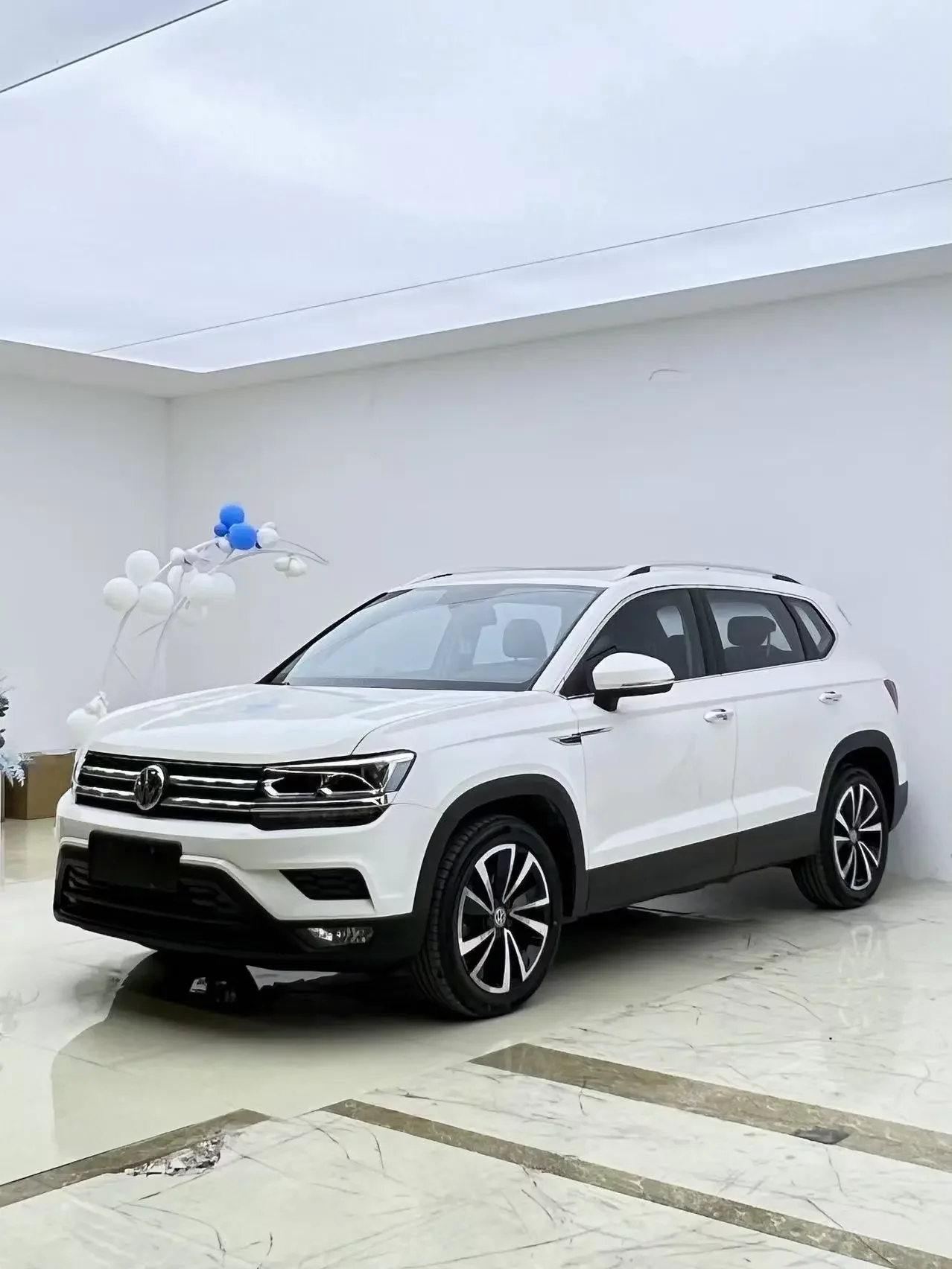 Volkswagen Tharu
