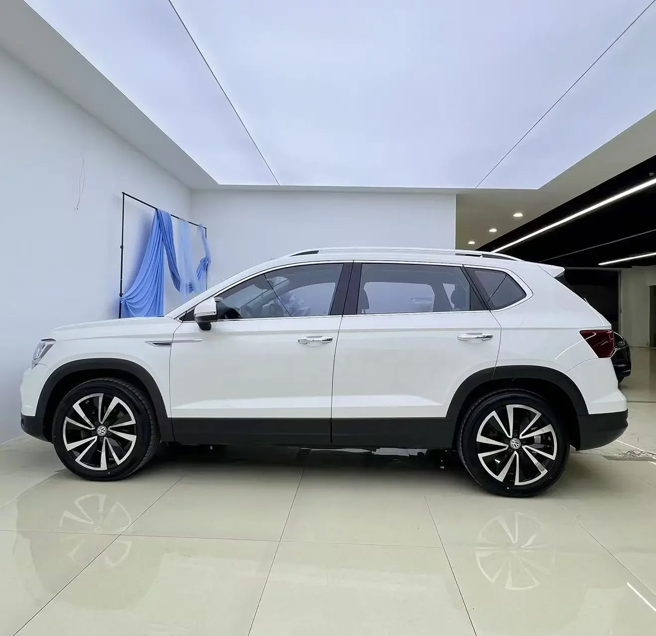 Volkswagen Tharu