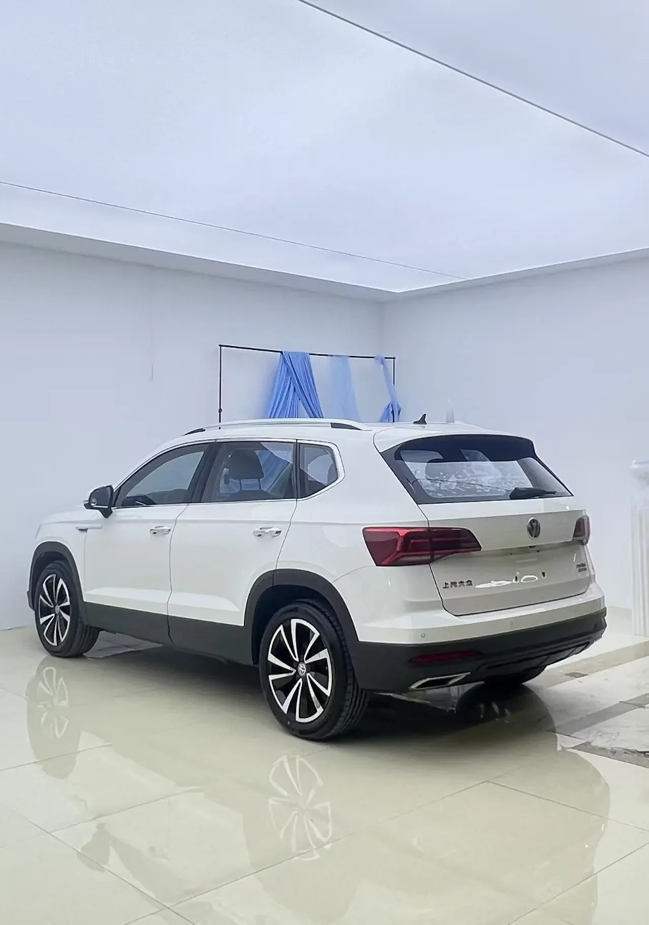 Volkswagen Tharu