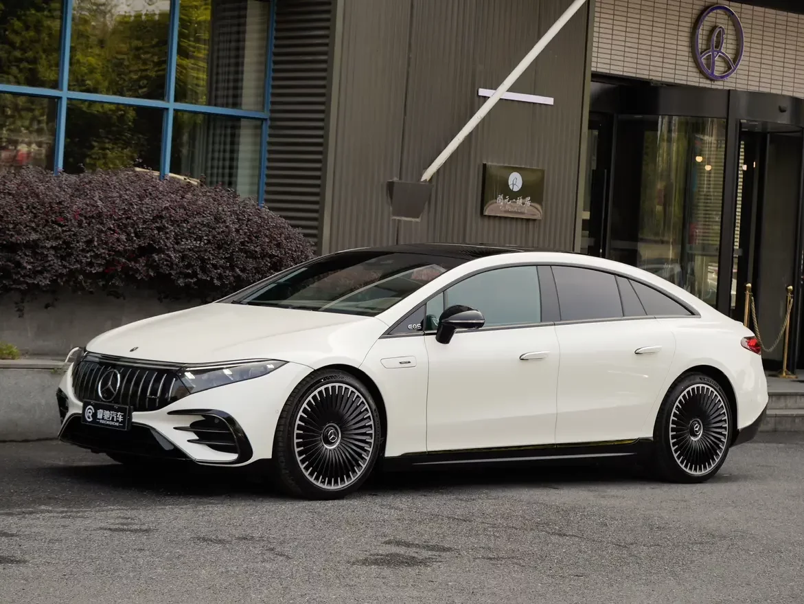 Mercedes-Benz EQS AMG