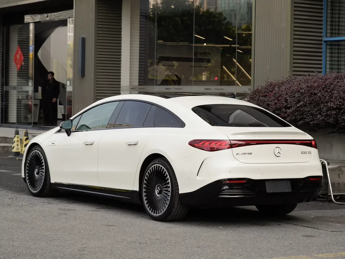 Mercedes-Benz EQS AMG