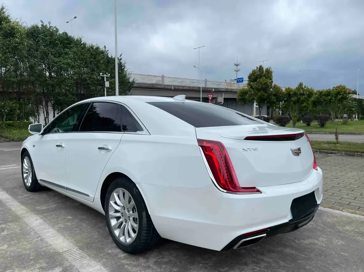 Cadillac XTS