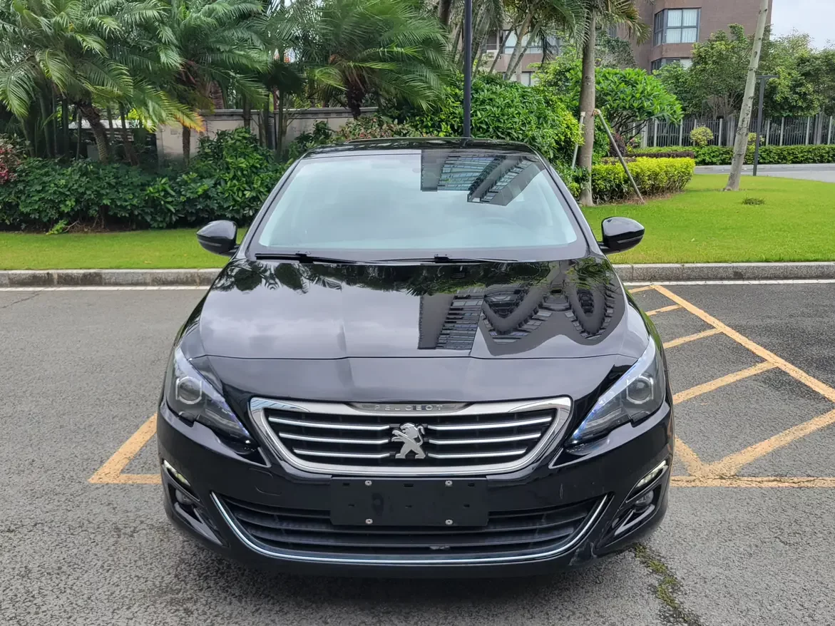 Peugeot 408