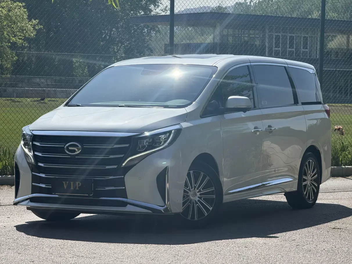 GAC Trumpchi M8
