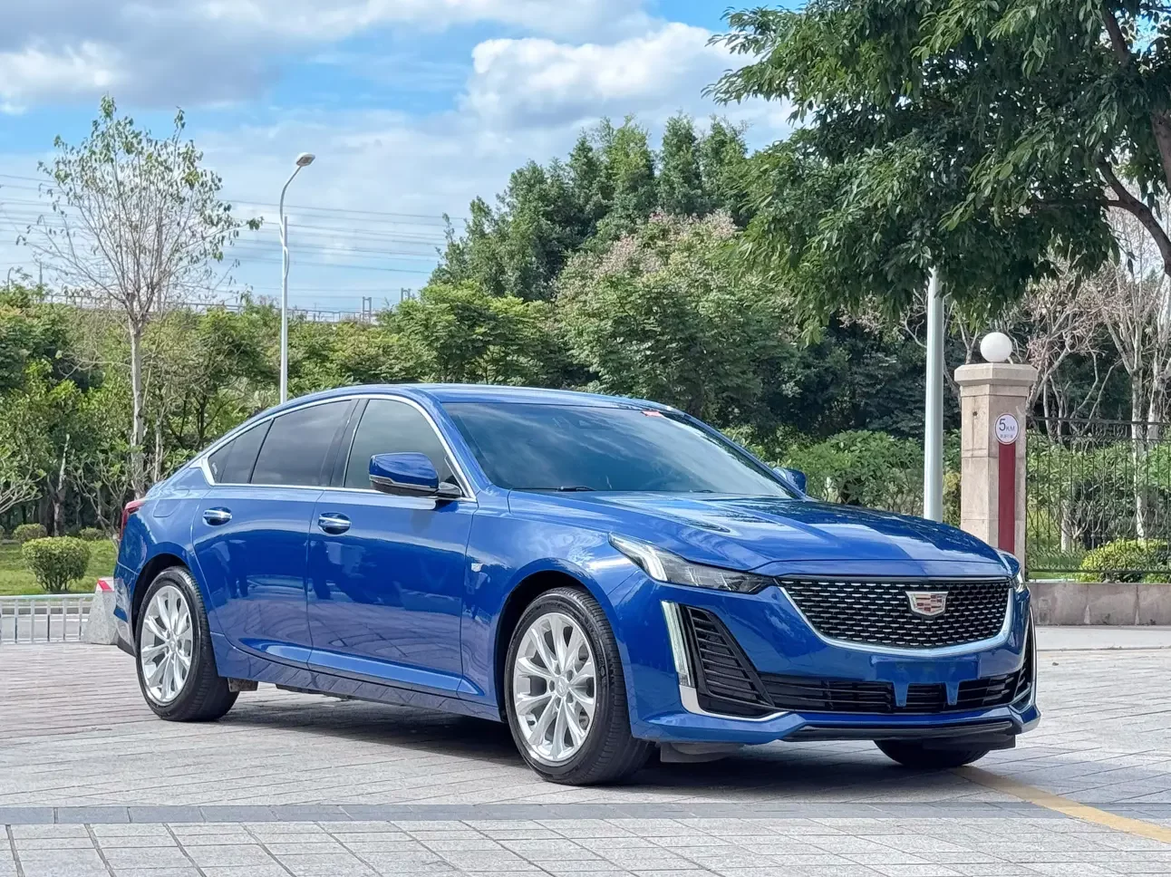 Cadillac CT5