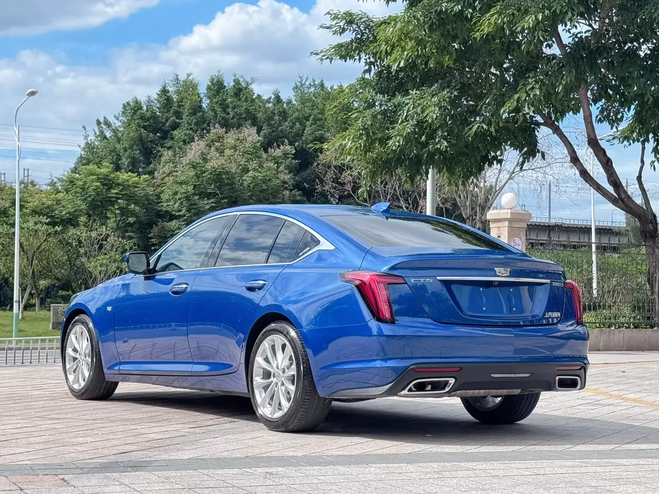 Cadillac CT5