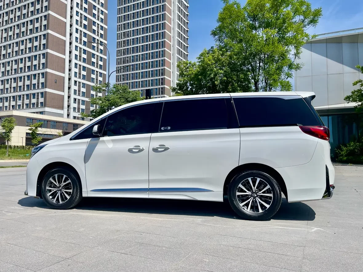 GAC Trumpchi M8