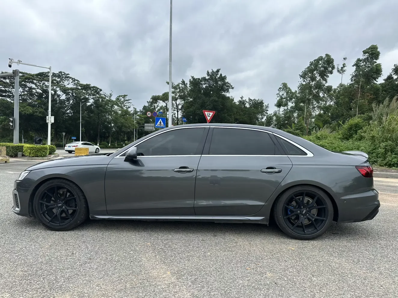Audi A4L