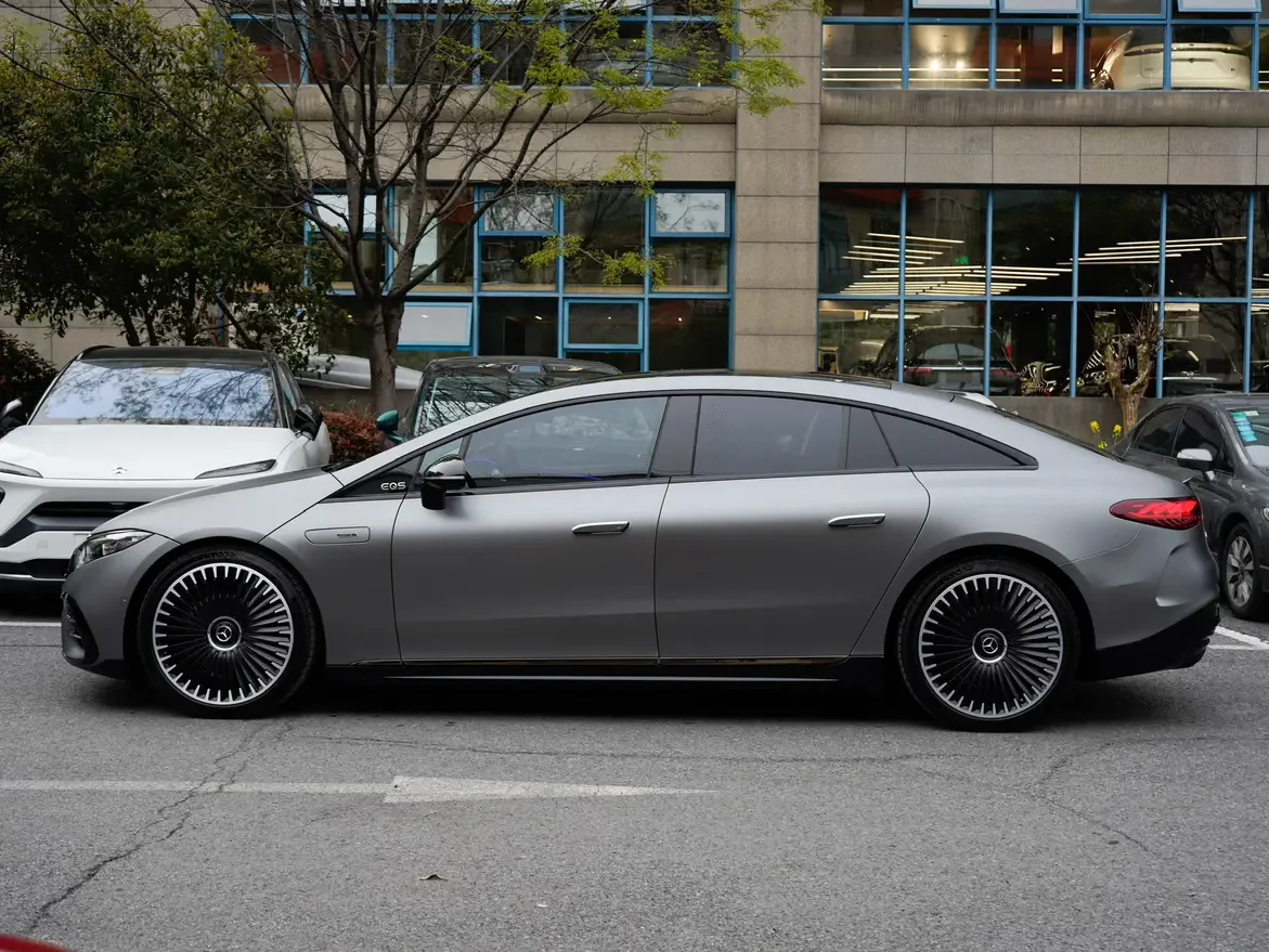 Mercedes-Benz EQS AMG