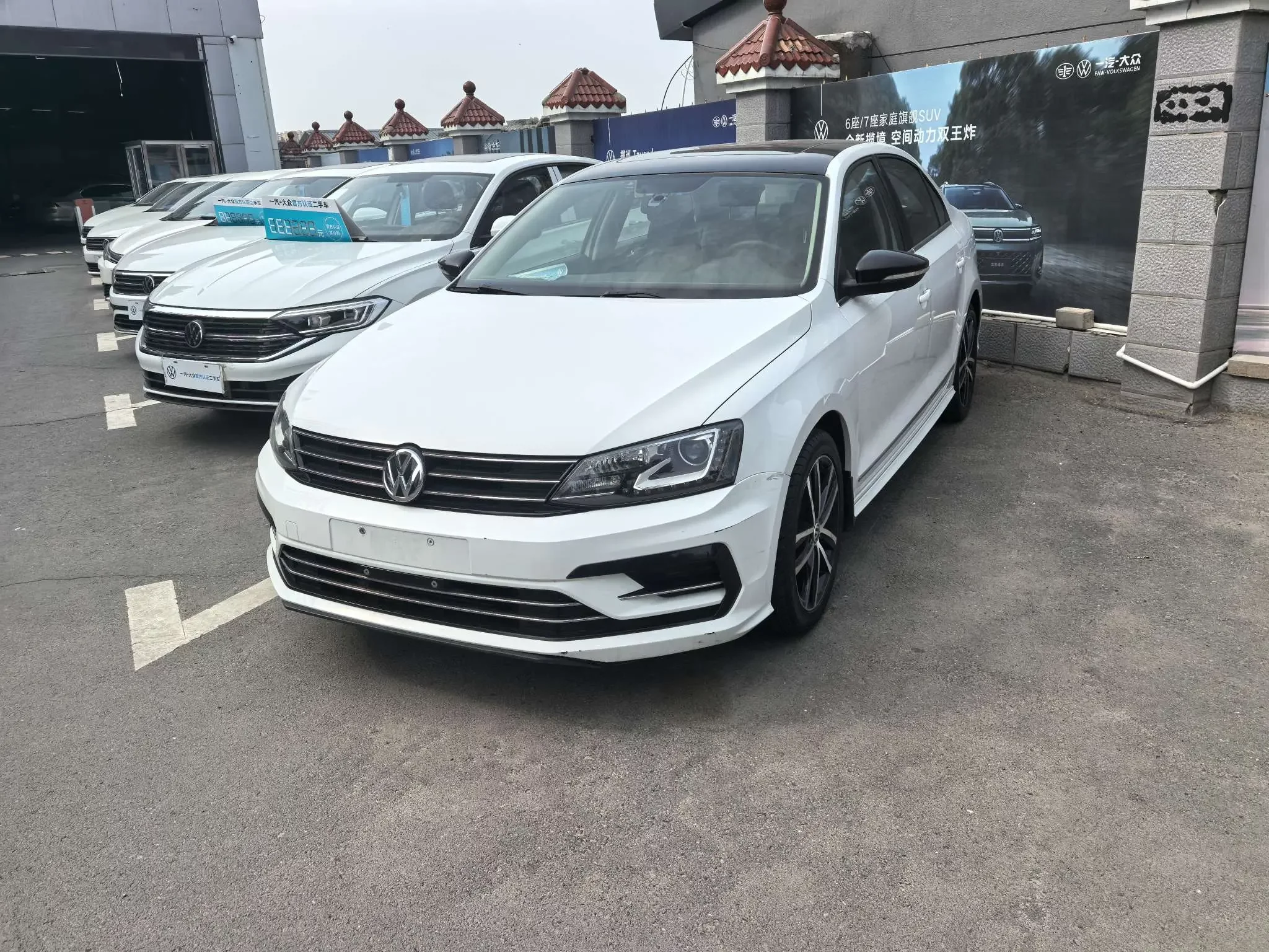 Volkswagen Sagitar