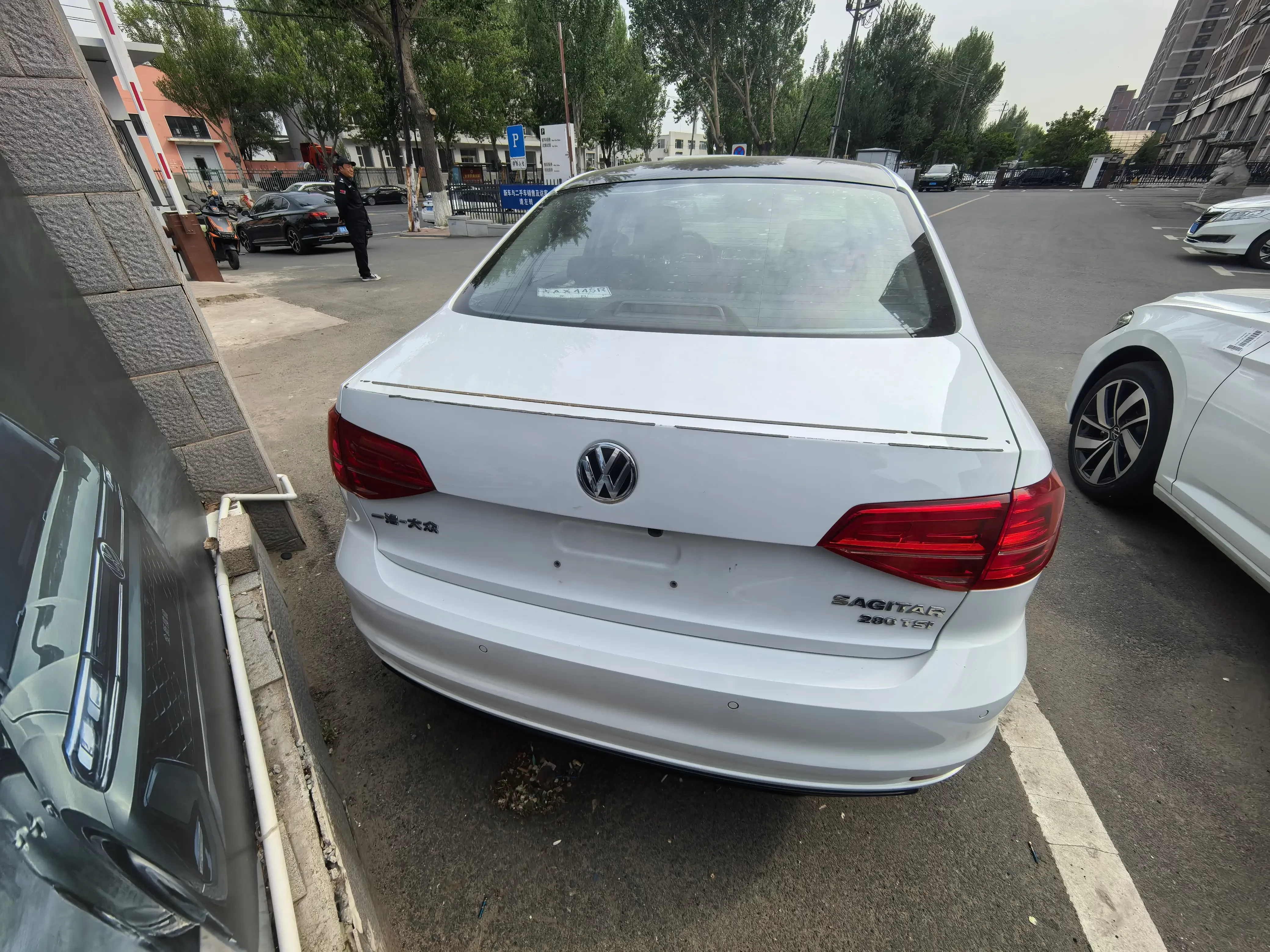 Volkswagen Sagitar