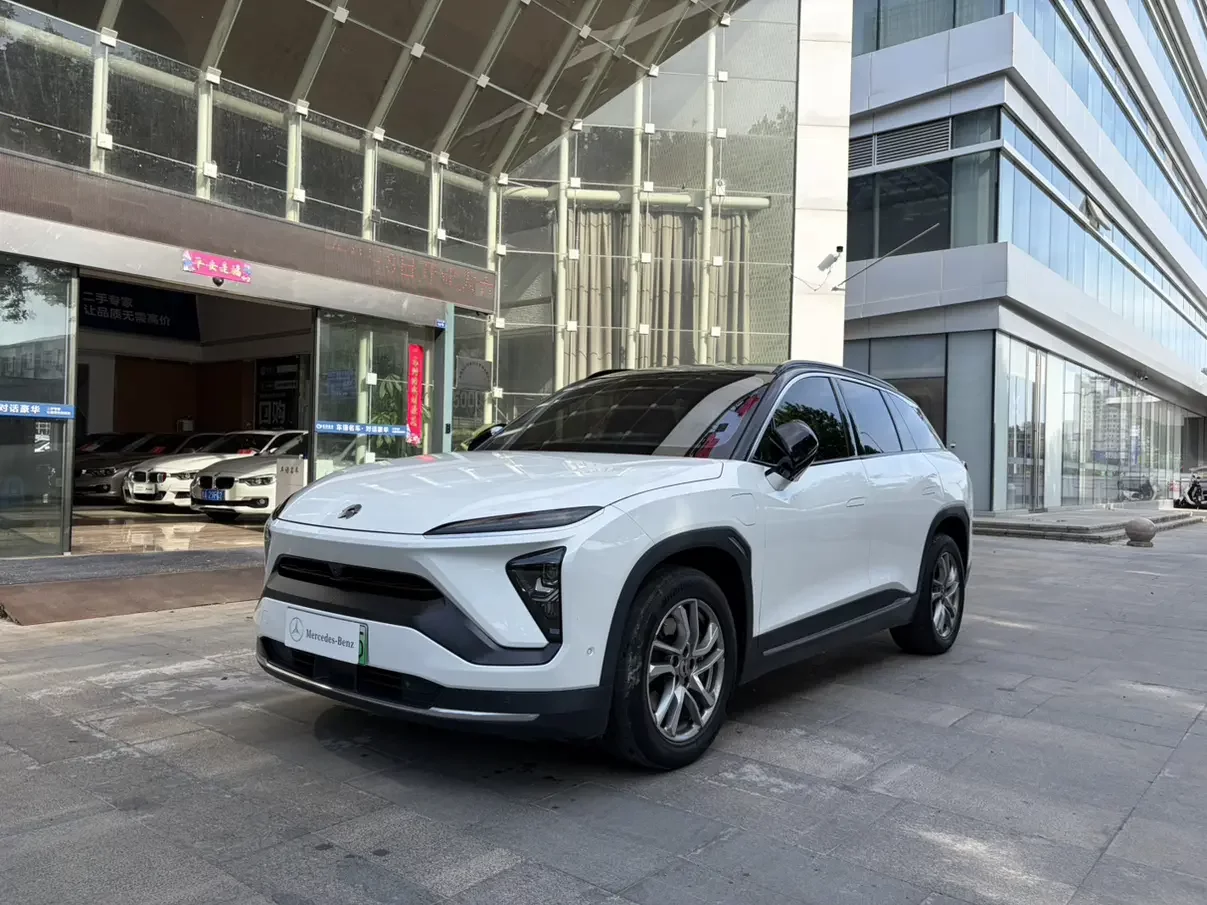 NIO ES6