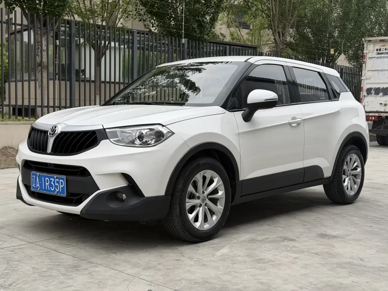 Brilliance China V3