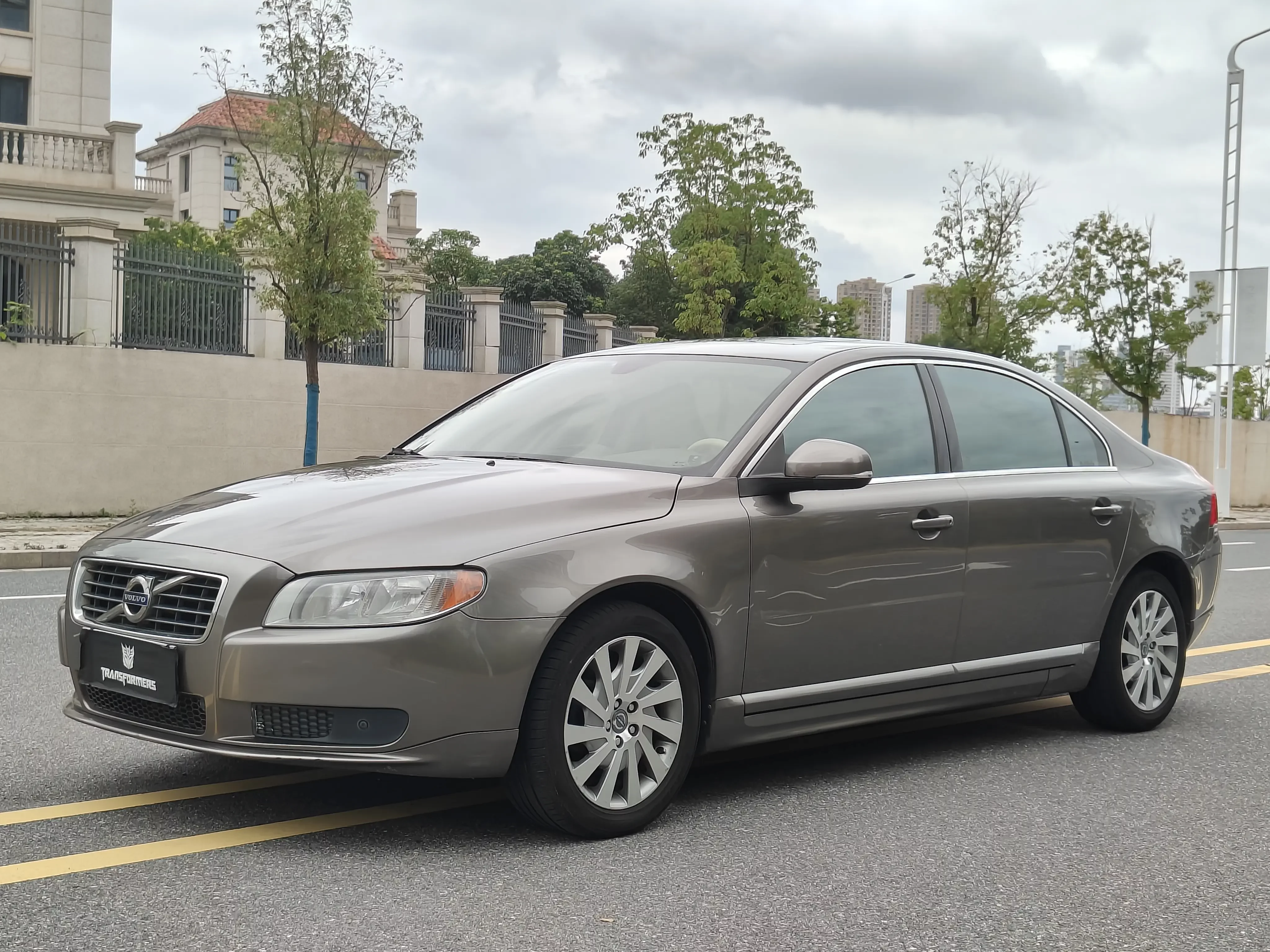 Volvo S80L