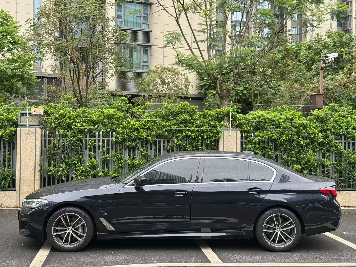 BMW 5 Series PHEV