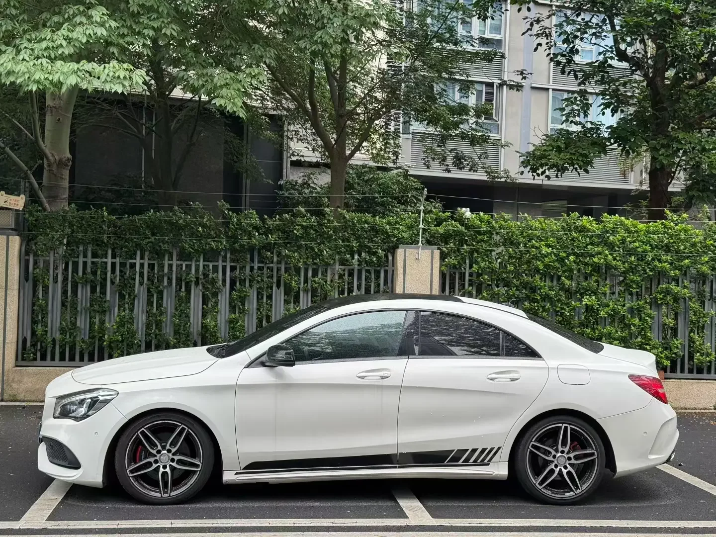 Mercedes-Benz CLA (Imported)