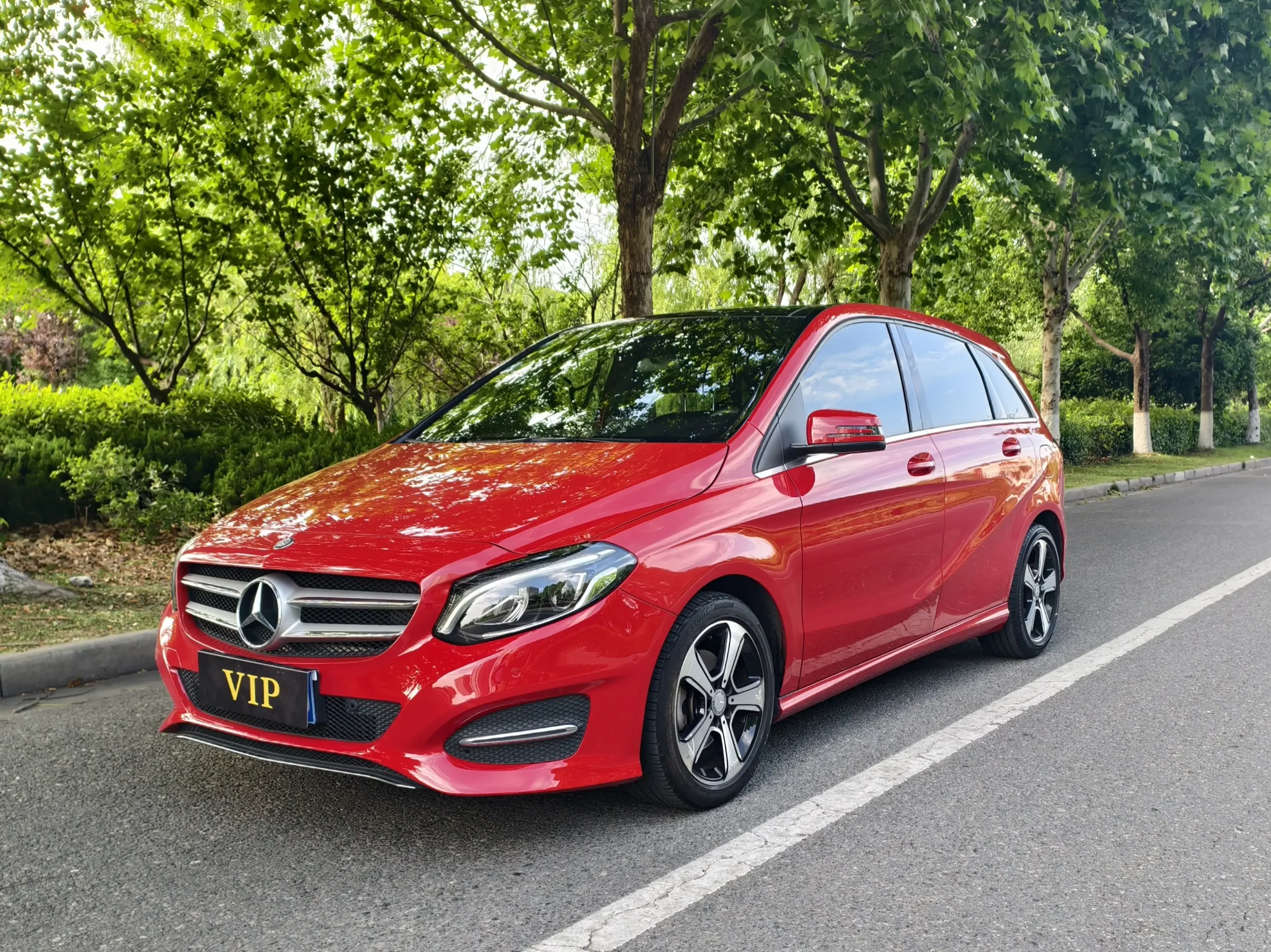Mercedes-Benz B Class
