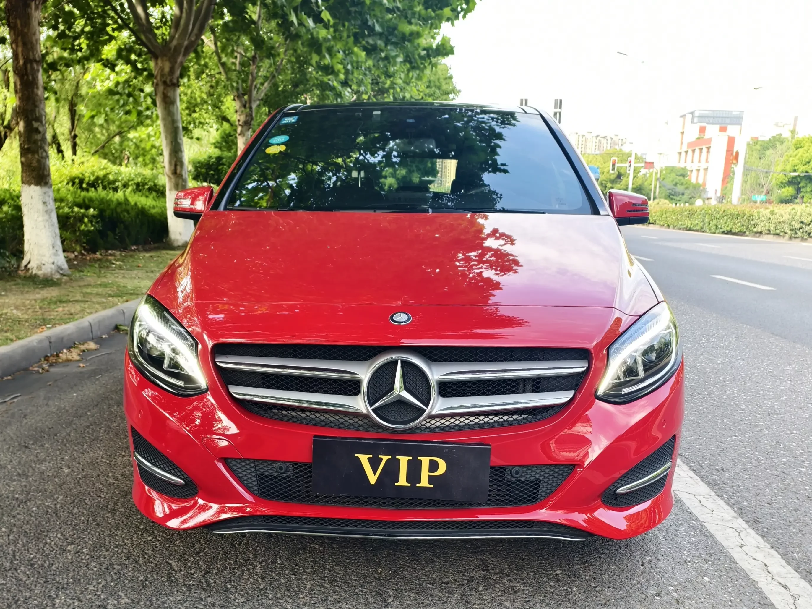 Mercedes-Benz B Class