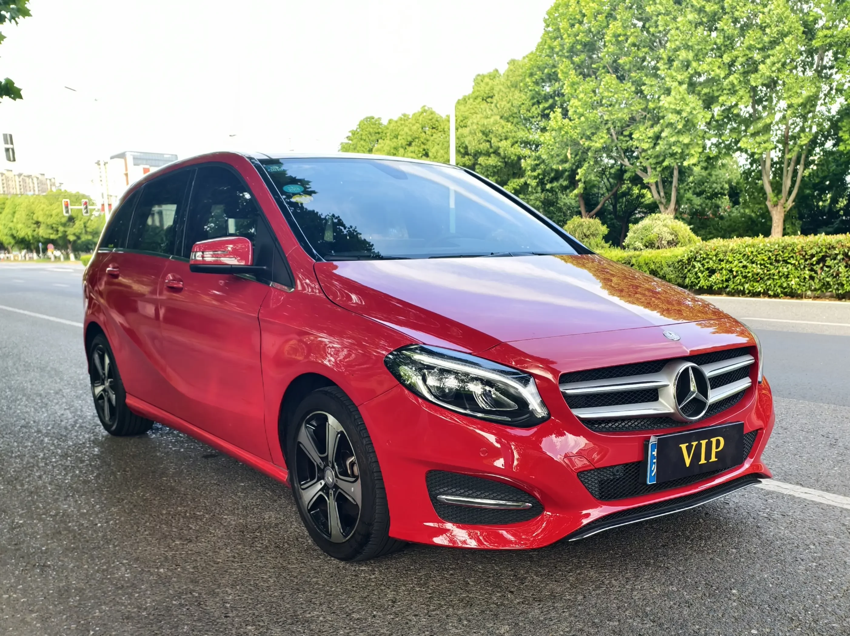 Mercedes-Benz B Class