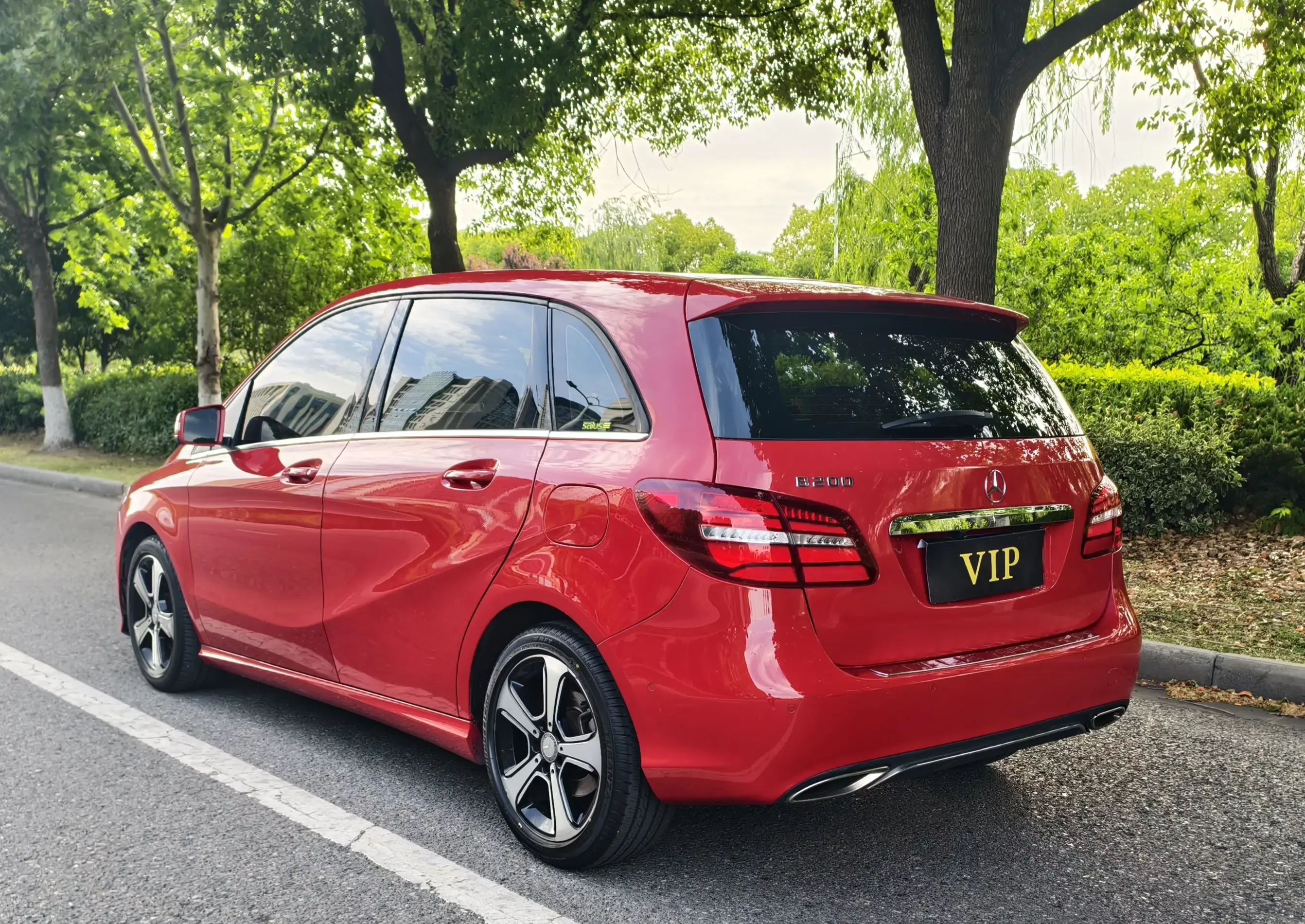 Mercedes-Benz B Class