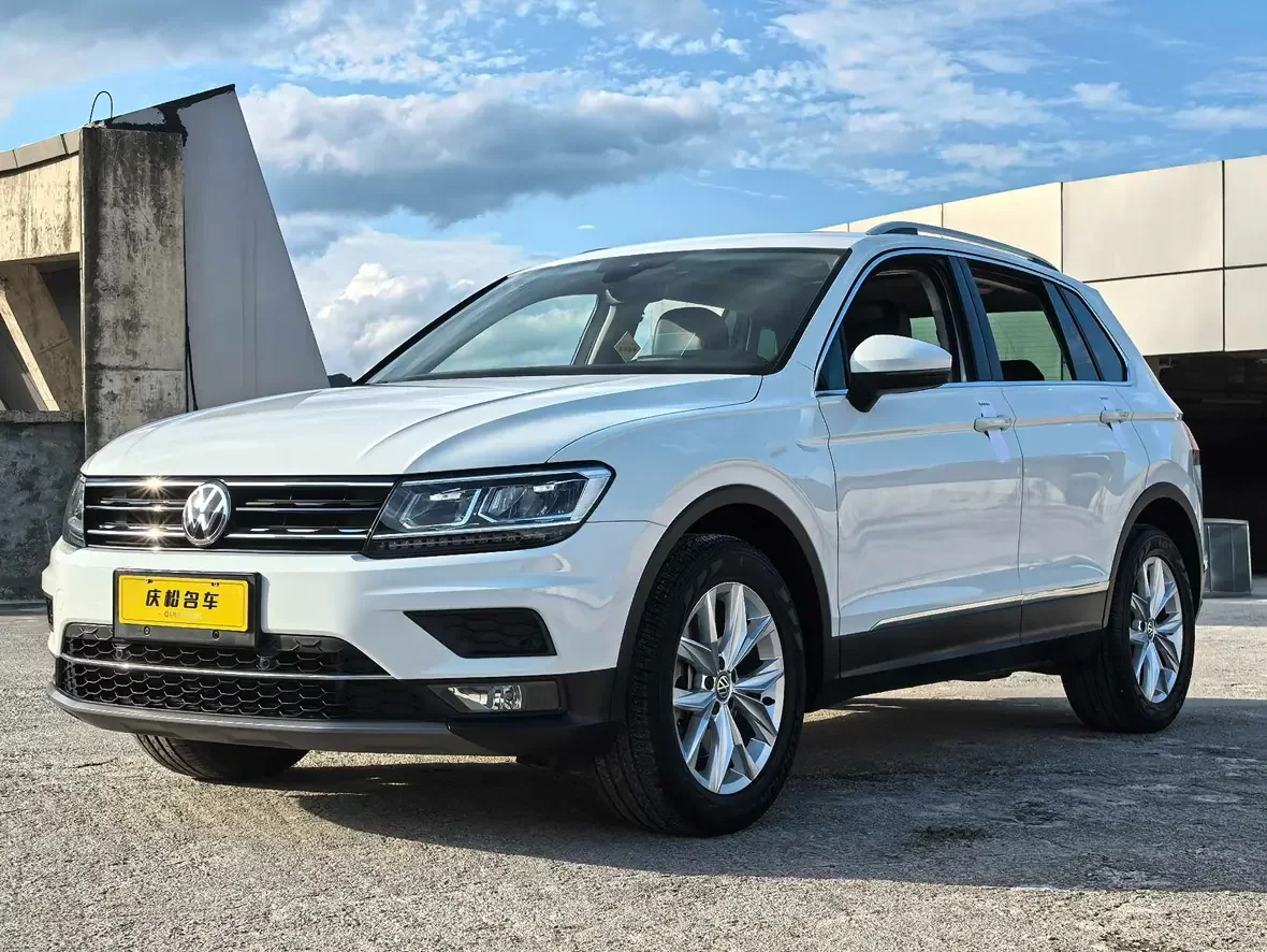 Volkswagen Tiguan (Tharu)