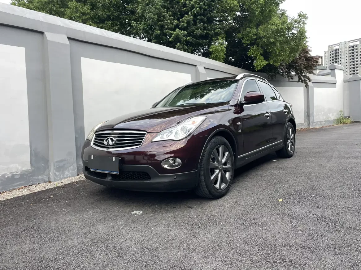 Infiniti QX50