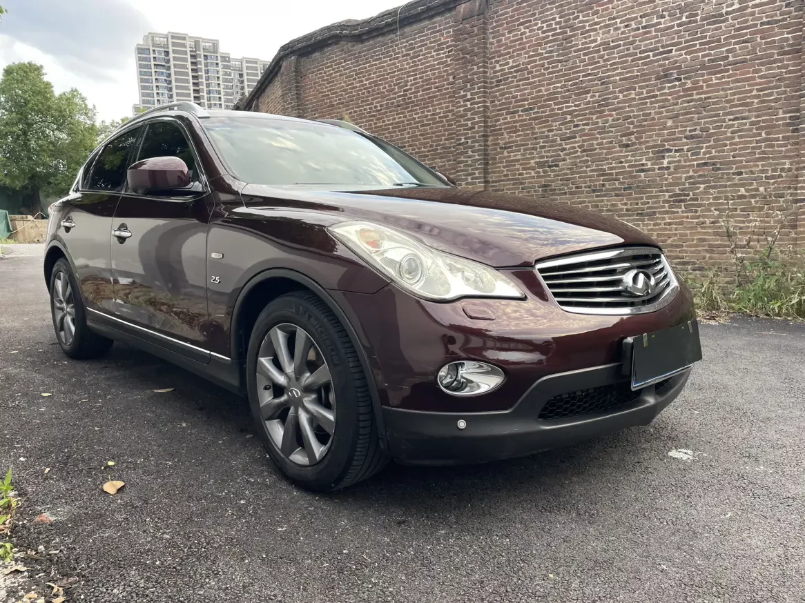 Infiniti QX50