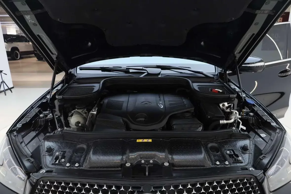 Mercedes-Benz GLE (Imported)