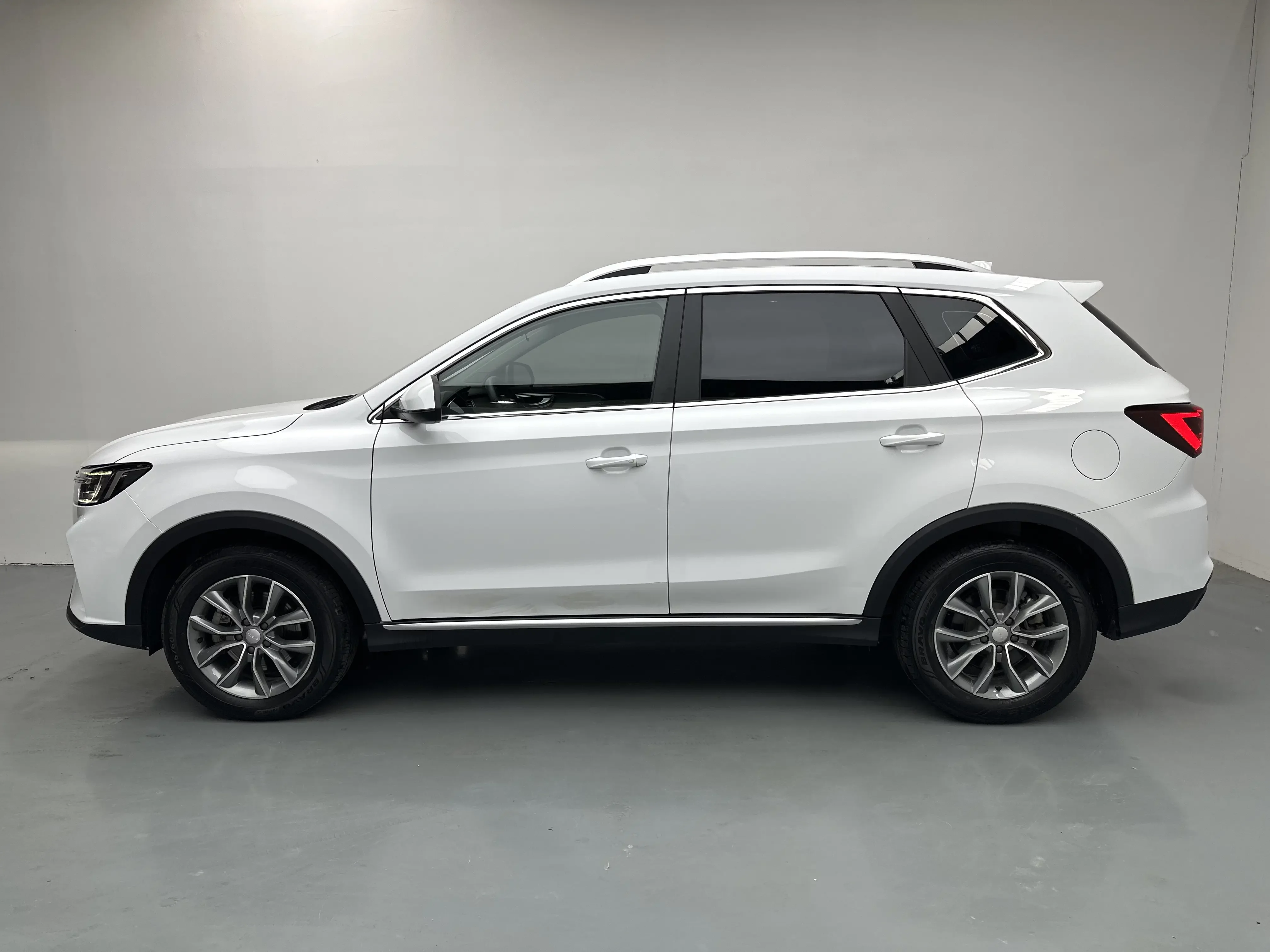 Roewe RX5