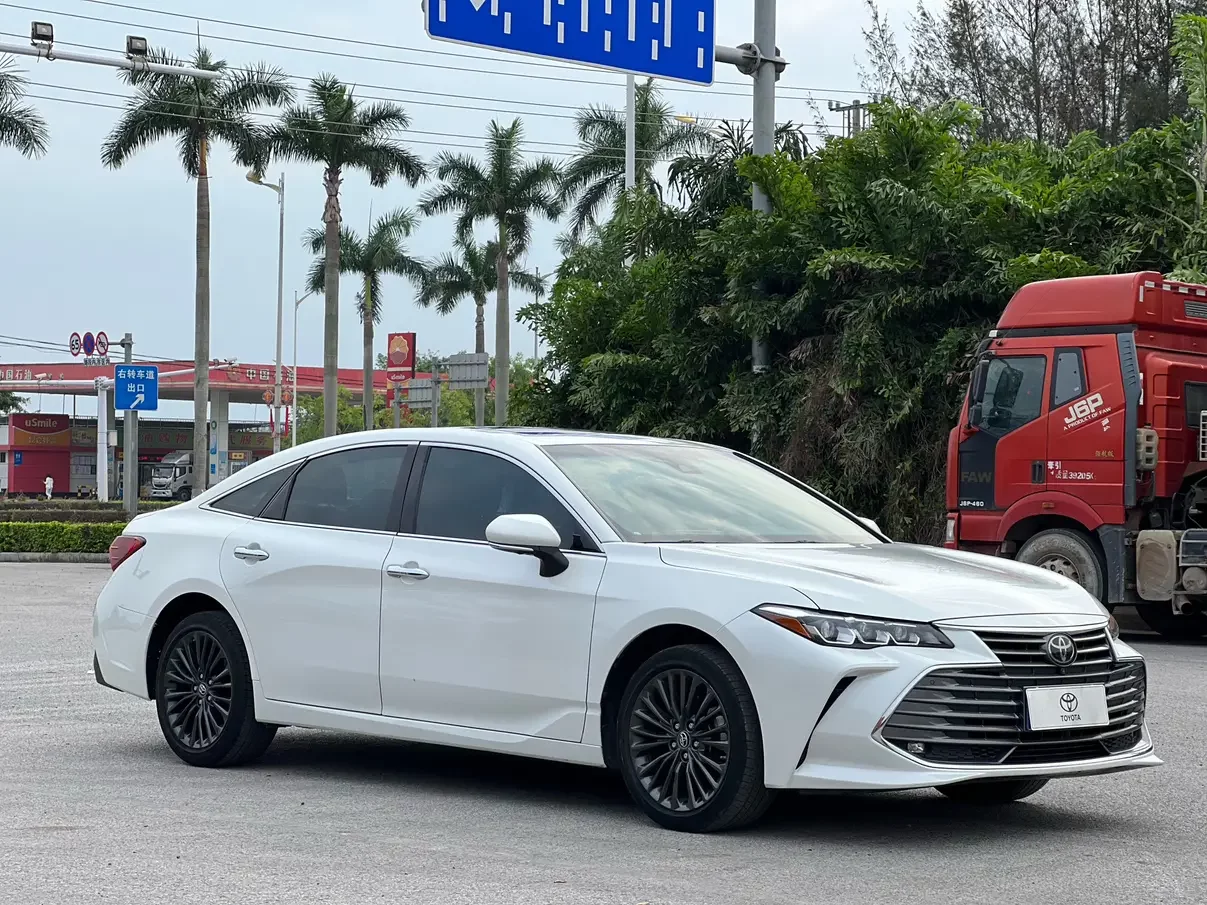 Toyota Avalon