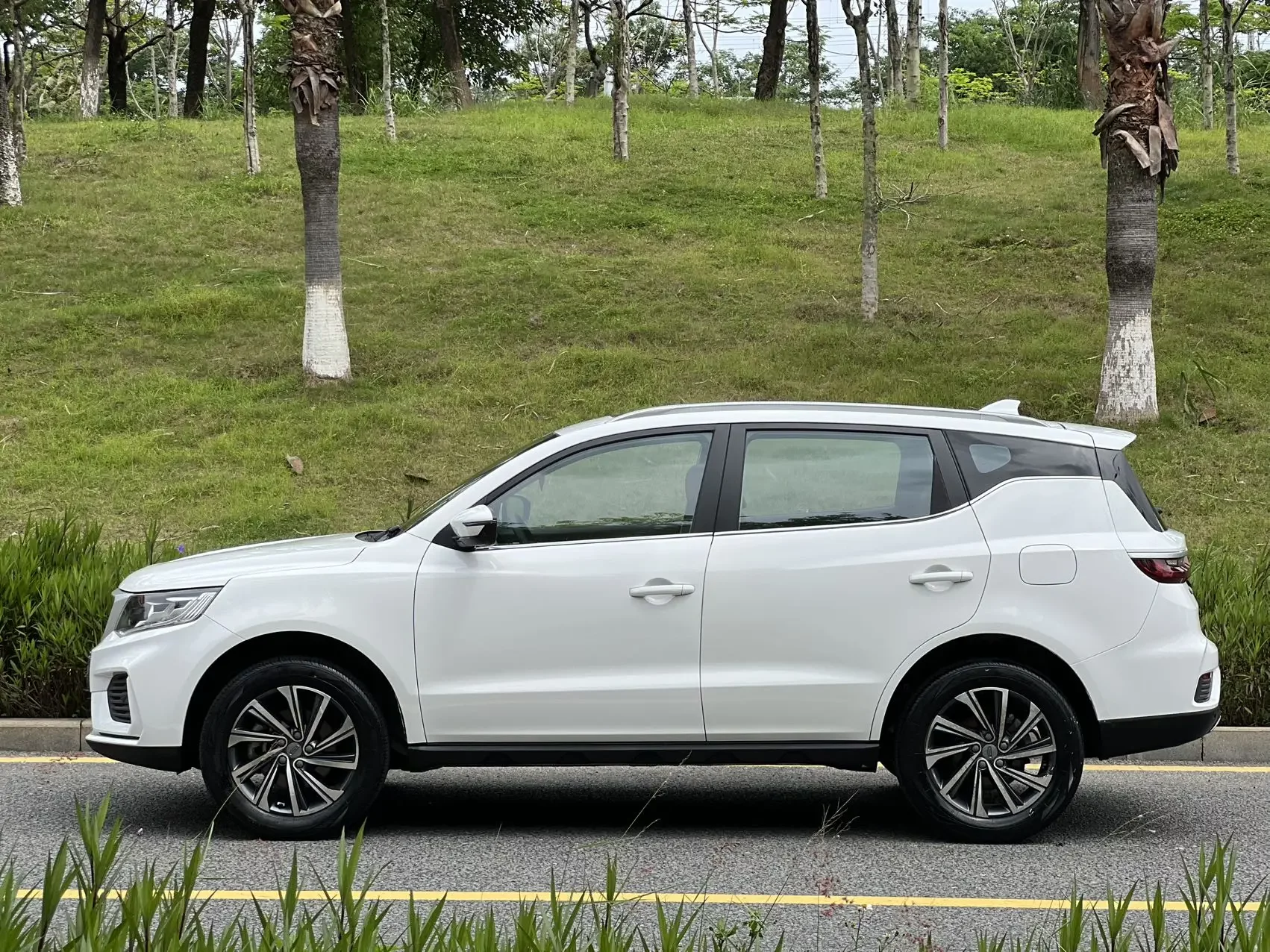 Geely Vision X6