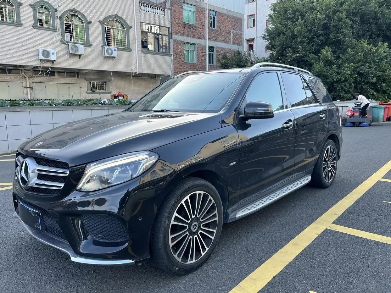 Mercedes-Benz GLE (Imported)