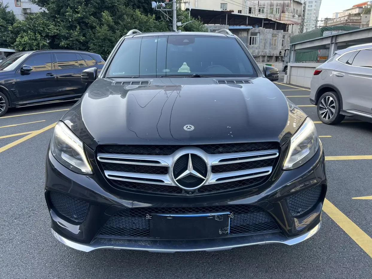 Mercedes-Benz GLE (Imported)