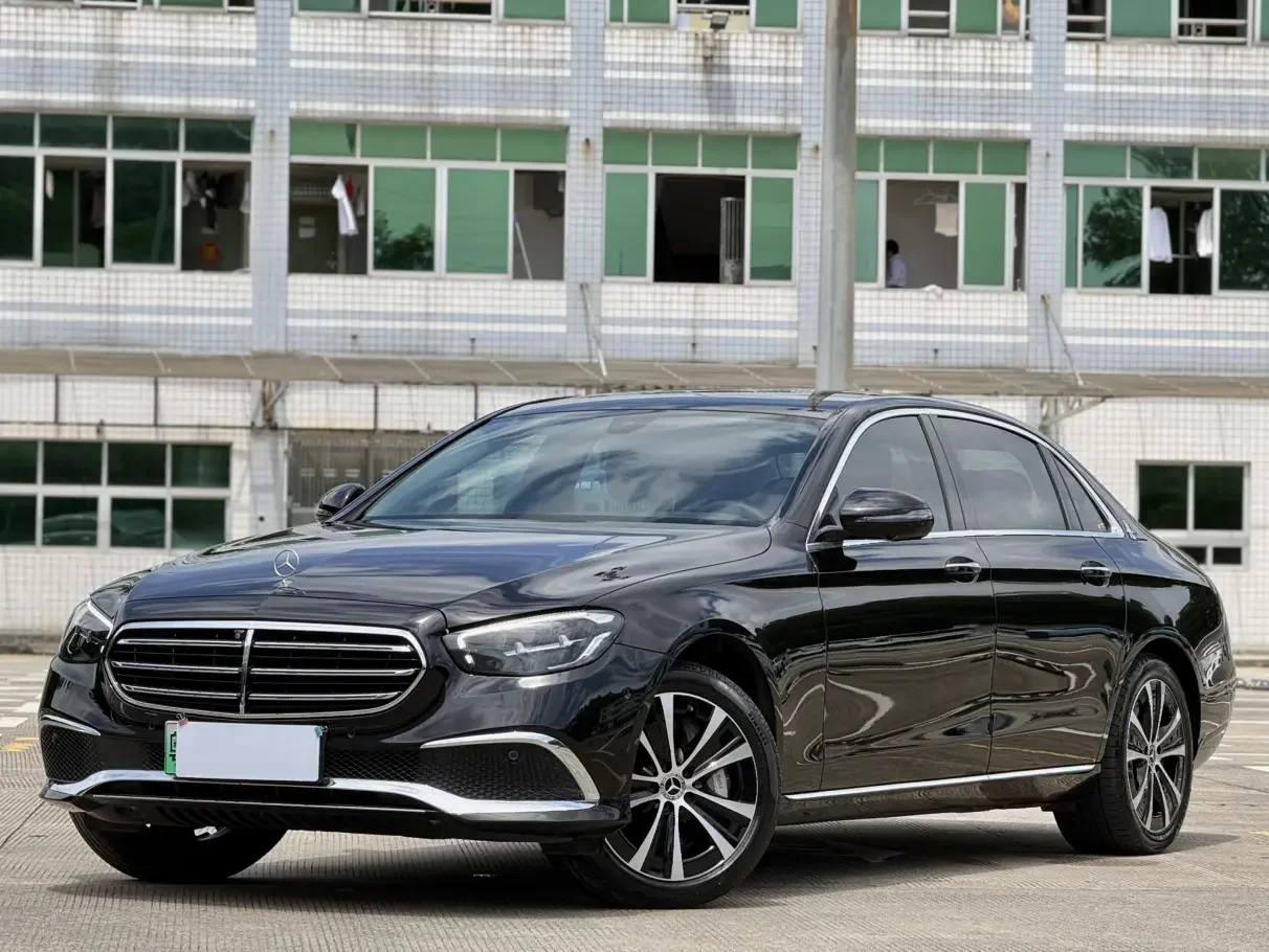 Mercedes-Benz E-Class PHEV