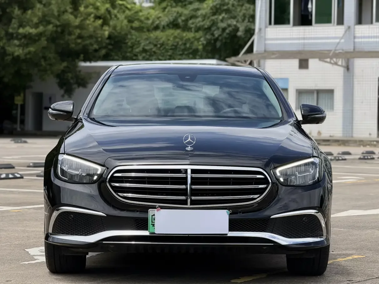 Mercedes-Benz E-Class PHEV