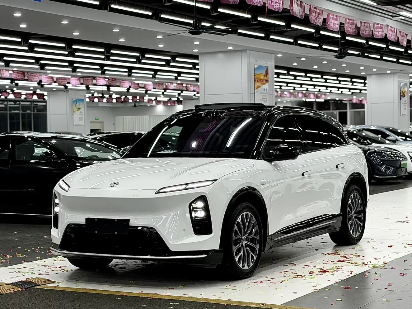 NIO ES6