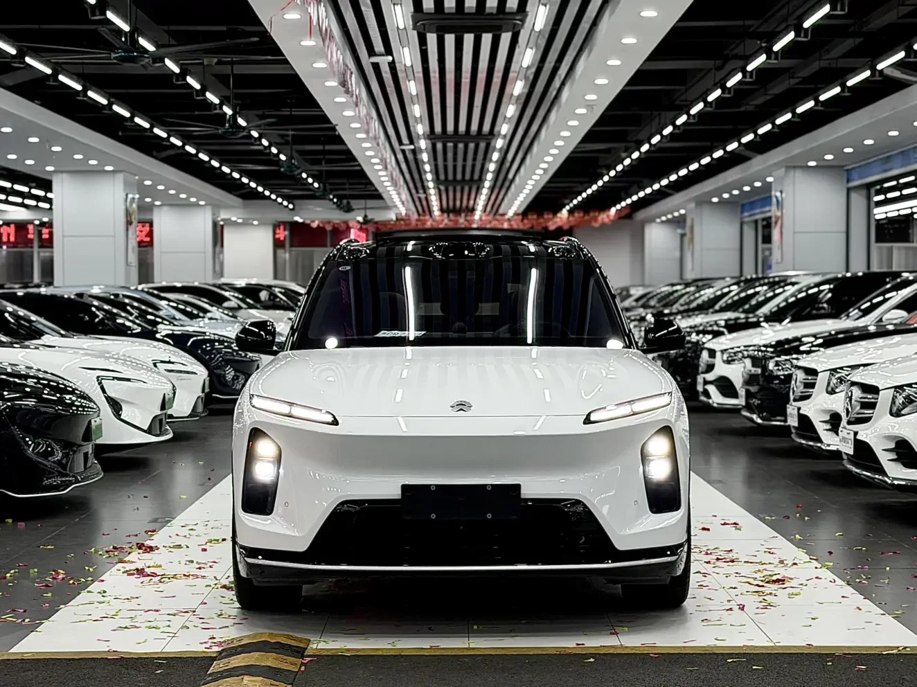 NIO ES6
