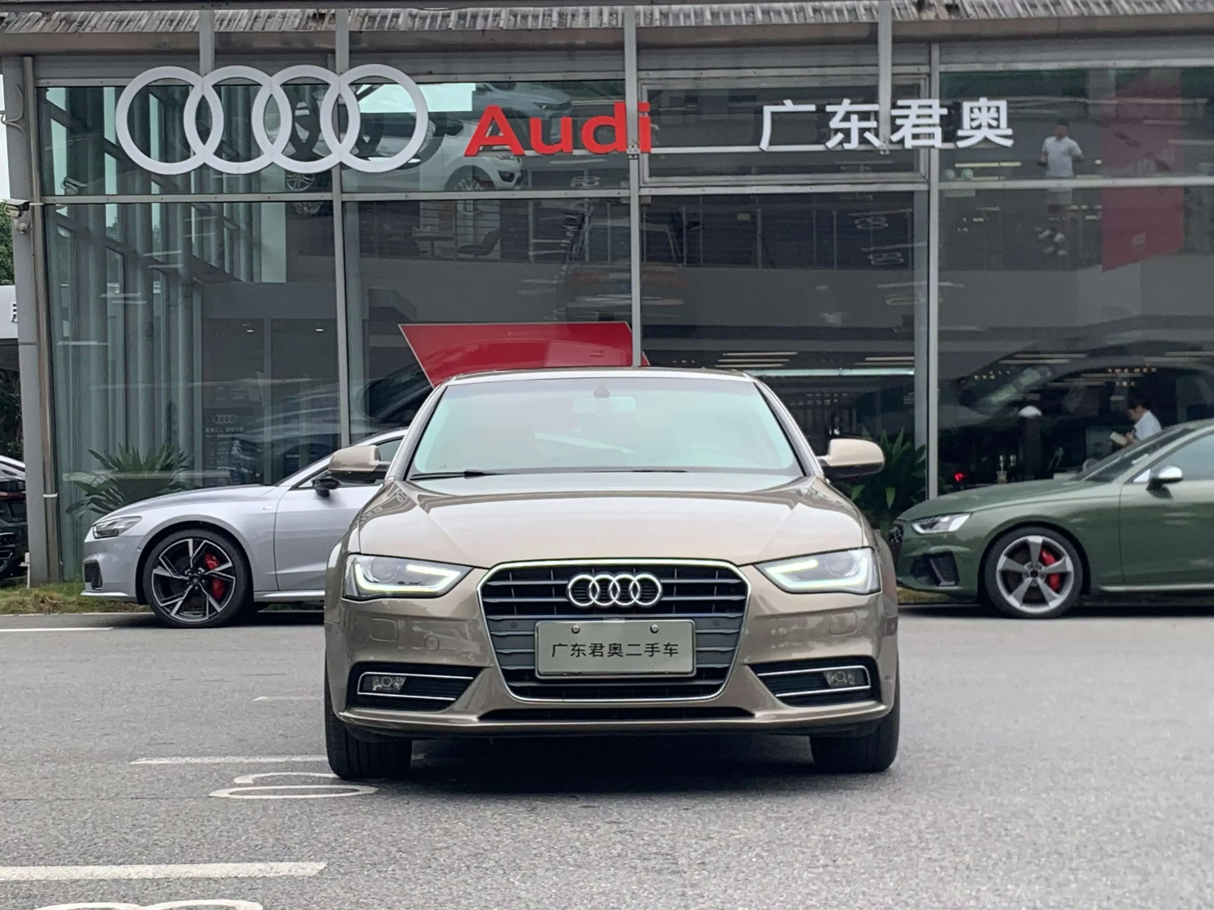 Audi A4L