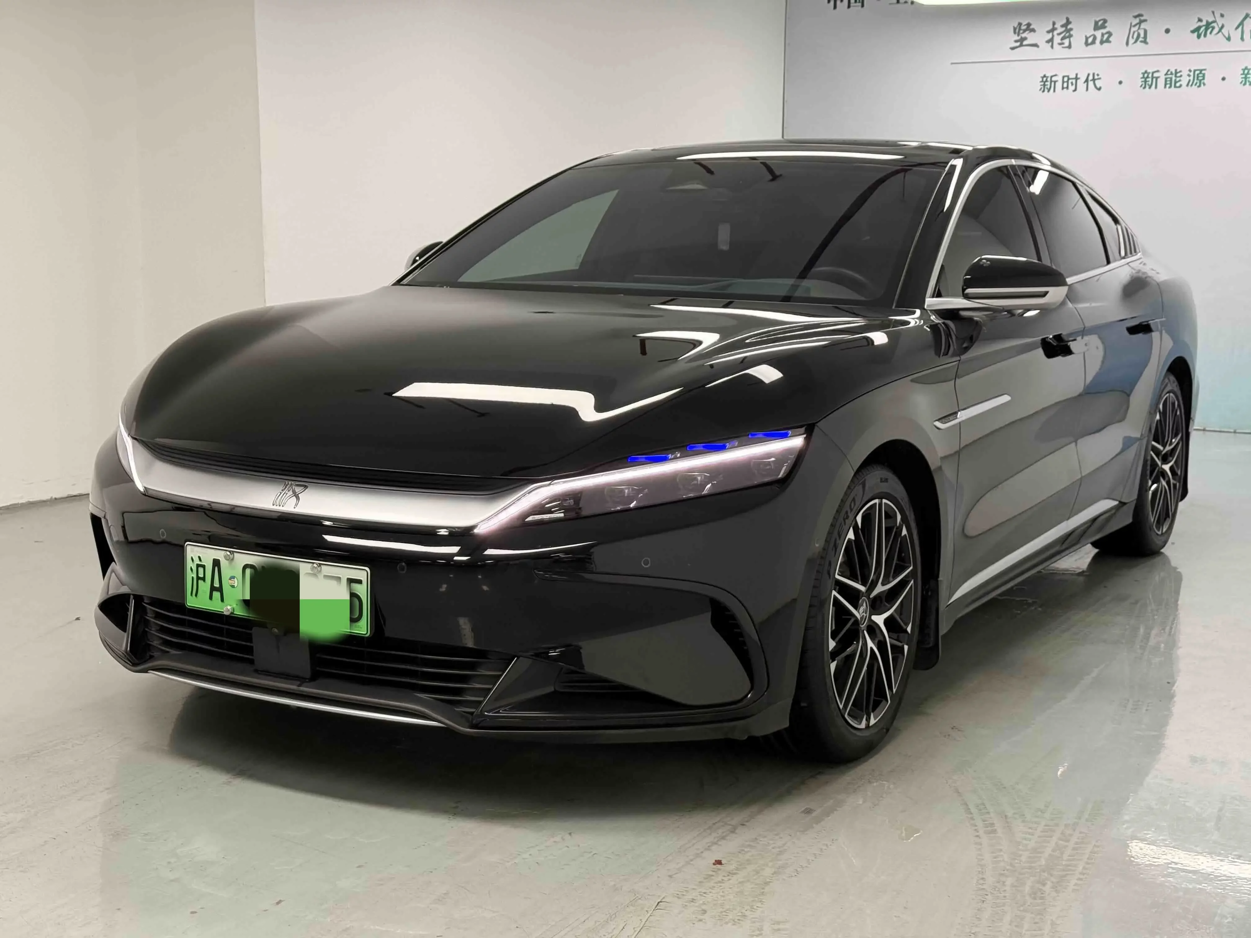 BYD Han EV