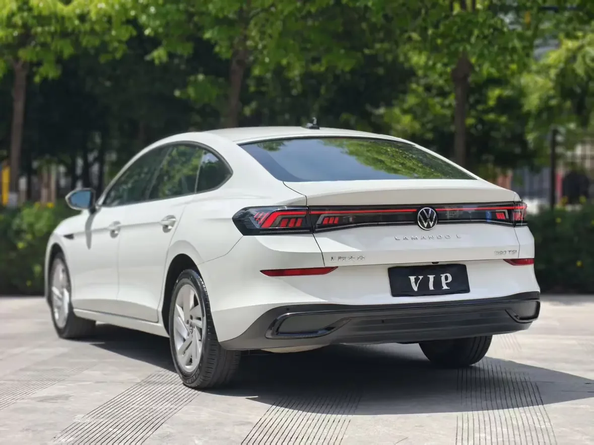 Volkswagen Lamando